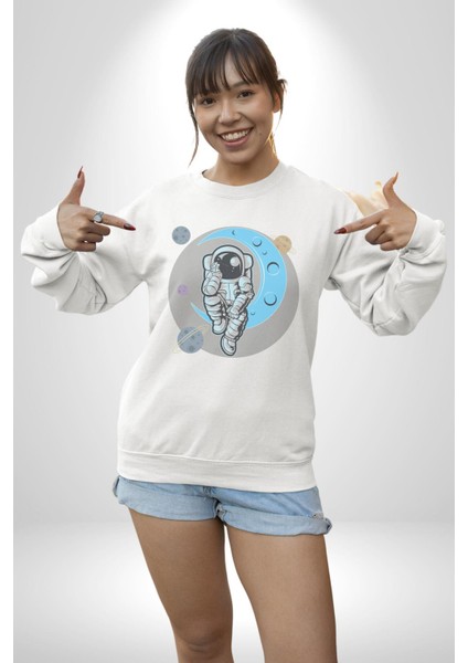 Astronot Uzayda Sıkılmış Kadın Erkek Beyaz Baskılı Sweatshirt