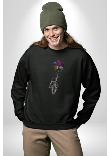 Gezegenler Balon Astronot Yükselişi Kadın Erkek Siyah Baskılı Sweatshirt