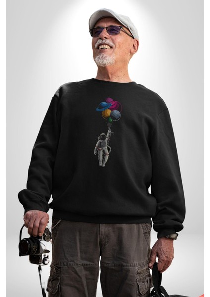 Gezegenler Balon Astronot Yükselişi Kadın Erkek Siyah Baskılı Sweatshirt