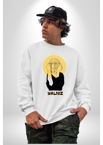 Yalnız Kadına Şiddete Hayır Kadın Erkek Beyaz Sweatshirt