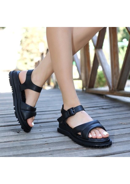 Zoar Siyah Cilt Sandalet fırsatları