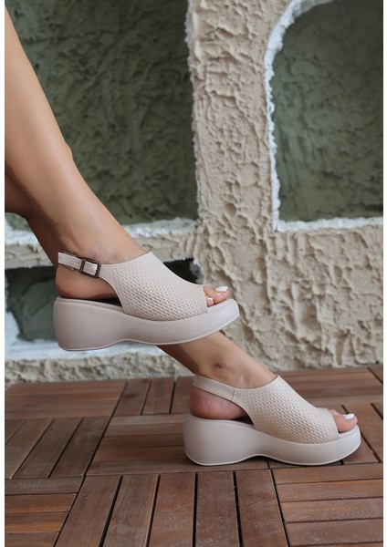 Siar Bej Cilt Dolgu Topuklu Sandalet modelleri