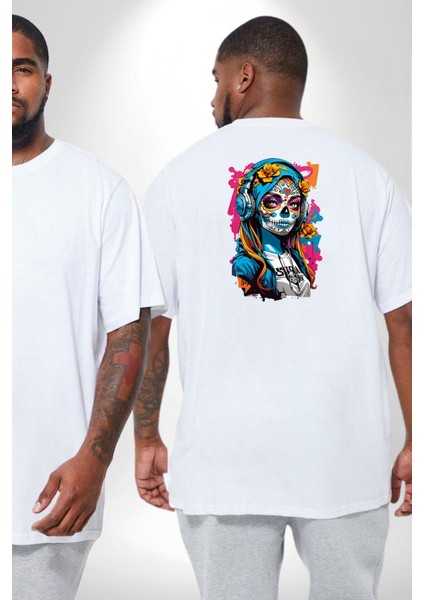 Kulaklık Müzik Dinleyen Kız Büyük Beden Beyaz Tişört Kadın Erkek Ünisex Sırt Baskılı fiyatları