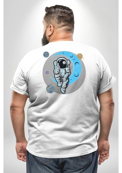 Astronot Uzayda Sıkılmış Büyük Beden Beyaz Tişört Kadın Erkek Ünisex Sırt Baskılı