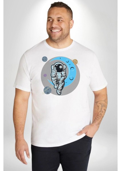 Astronot Uzayda Sıkılmış Beyaz Büyük Beden Kadın Erkek Ünisex Basic Ön Baskılı Tişört fiyatları