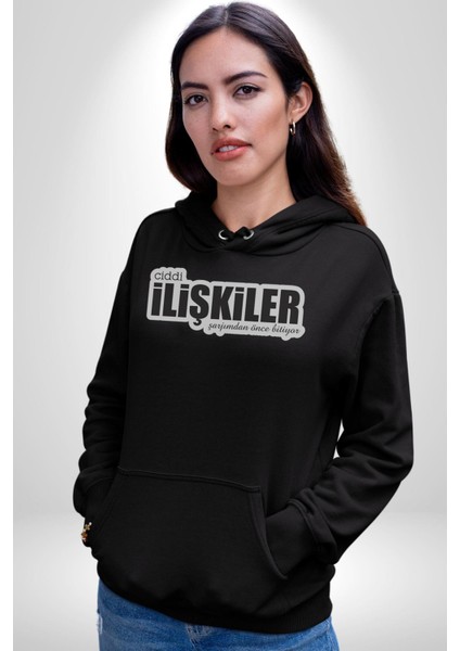 Ciddi Ilişkiler Şarjımdan Önce Bitiyor Yazılı Kadın Erkek  Siyah Kapüşonlu Sweatshirt Hoodie