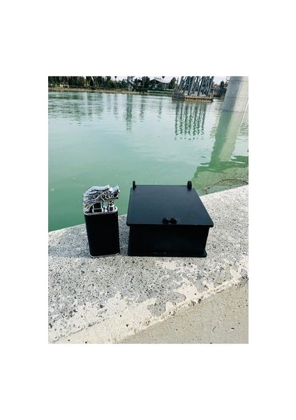 Kişiye Özel Isimli Ejderha Başlıklı Metal Çakmak & Özel Ahşap Kutu