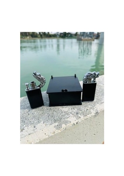 Kişiye Özel Isimli Ejderha Başlıklı Metal Çakmak & Özel Ahşap Kutu fırsatları