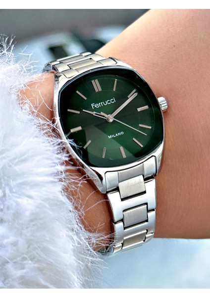 Ferruci Gümüş Rengi Çelik Kordon Kadın Kol Saati 03377
