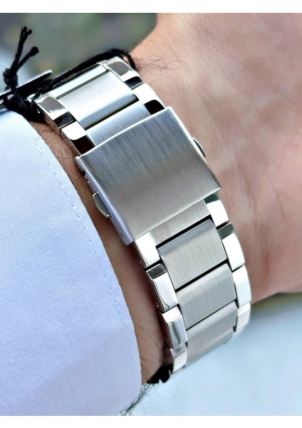 Gümüş Renk Çelik Kordon Erkek Kol Saati 13906.04 indirimleri