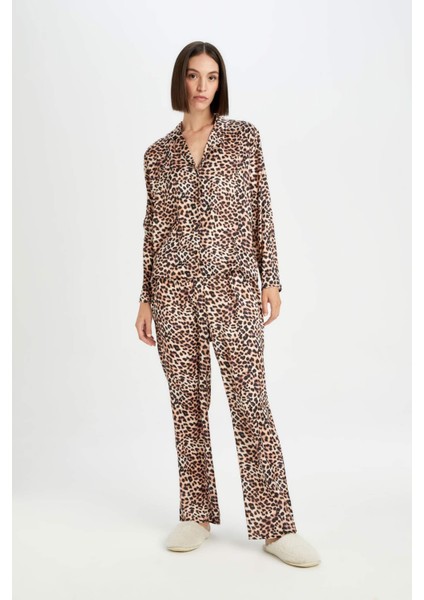 Pijama Takım Saten Leopar Desenli Uzun Kollu Üst Beli Lastikli Alt-Fall in Love E0150AX24AU