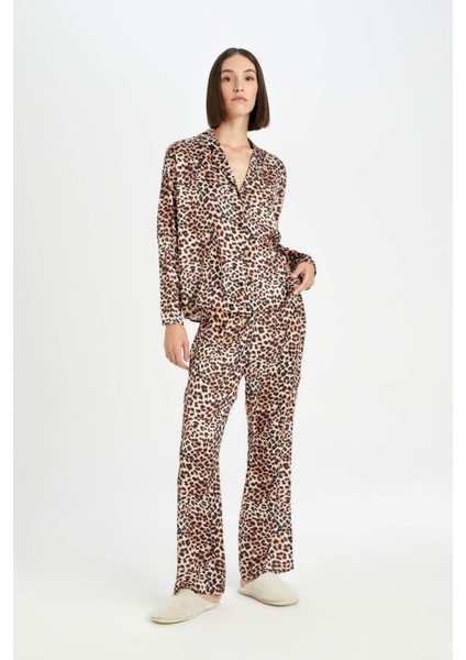Pijama Takım Saten Leopar Desenli Uzun Kollu Üst Beli Lastikli Alt-Fall in Love E0150AX24AU modelleri