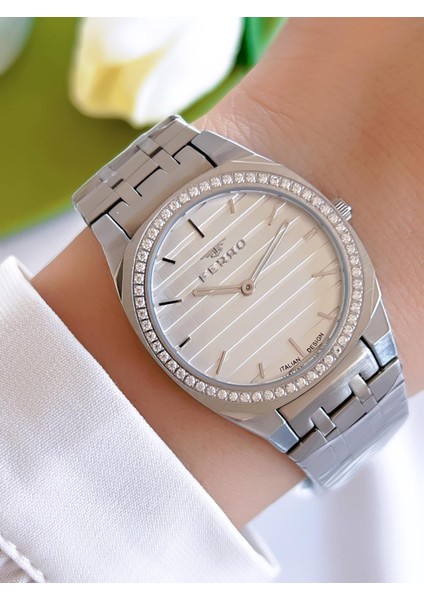 Çelik Kordon Iyon Kaplama Kasa 3 Atm Suya Dayanıklı Kadın Kol Saati+Bileklik EFL43003-YA