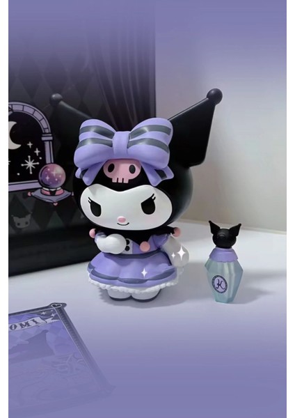 Sanrio Lisanslı Kuromi Şanslı Kehanet Serisi Sürpriz Figürlü Kutu Blind Box