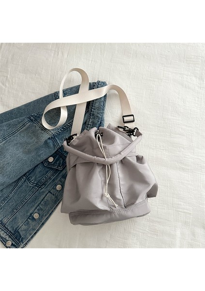 Omuz Çantası Çapraz Çanta Taşınabilir Yüksek Kaliteli Pu Bakımı Kolay Kumaş Sokak Modası Stili, Gri (Yurt Dışından)