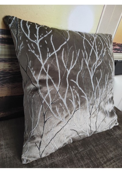 Yeni Ürün Kalın Kadife Kırlent Kılıfı 50CMX50CM Renk:bej Üzeri Beyaz ve Gümüş