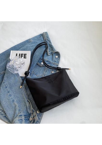 Omuz Çantası Çapraz Çanta Taşınabilir Yüksek Kaliteli Hafif Naylon Kumaş Sokak Modası Stili, Siyah (Yurt Dışından)