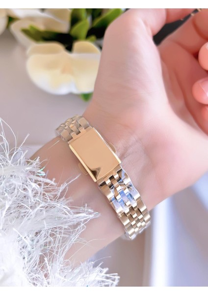 Çelik Kordon Iyon Kaplama Kasa 3 Atm Suya Dayanıklı Kadın Kol Saati+Bileklik EFL21519-B6 modelleri