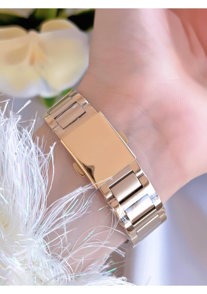 Çelik Kordon Iyon Kaplama Kasa 3 Atm Suya Dayanıklı Kadın Kol Saati+Bileklik EFL21470-B modelleri