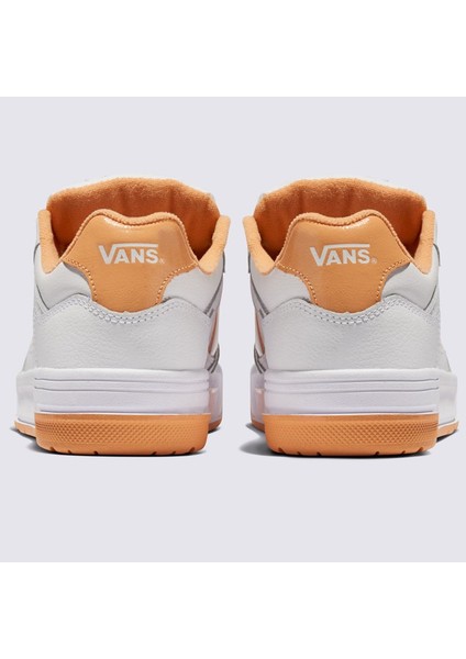 Upland Unisex Sneaker