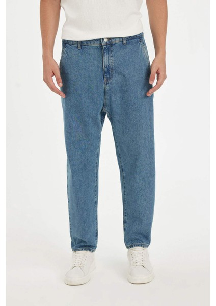 %100 Pamuk Relaxed Slouchy Fit Rahat Kesim Havuç Kalıp Normal Bel Daralan Paça Jean Kar Yıkamalı Pantolon D7562AX24AU