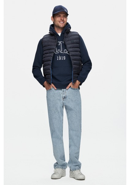 Blume Lacivert Fermuarlı ve Cepli Polyester Standard Fit Erkek Yelek fırsatları