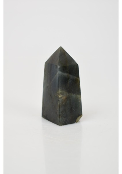 Labradorit Doğal Taş Piramit indirimleri