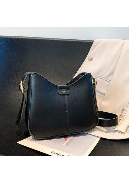 2024 Yeni Internet Ünlü Basit Tek Omuz Crossbody Çanta Kadın Batı Tarzı Niş Tasarım Kadın Çantası Kore Doku (Yurt Dışından)