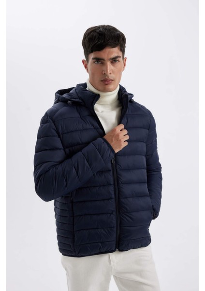 Su İtici Hafif Şişme Mont Slim Fit Dar Kesim Kapüşonlu Fermuarlı Cepli Mevsimlik N4661AZ24AU modelleri