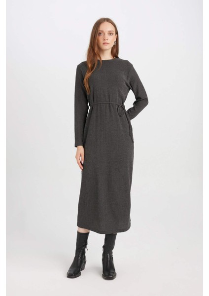 Regular Fit Bürümcük Uzun Kollu Midi Elbise D5024AX24AU fiyatları