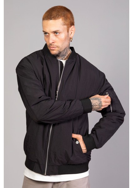 Siyah Regular Fit /krinkıl Kumaş Içi Kapitone Pilot Erkek Ceket (Ilkbahar-Sonbahar-Kış) fırsatları