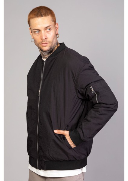 Siyah Regular Fit /krinkıl Kumaş Içi Kapitone Pilot Erkek Ceket (Ilkbahar-Sonbahar-Kış)