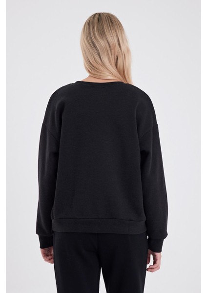 Kadın Cindy Siyah Logo Baskılı Bisiklet Yaka Şardonlu Sweatshirt fırsatları