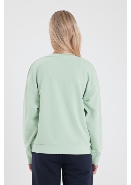 Kadın Rhona Ada Çayı Bisiklet Yaka Regular Fit 3 Iplik Sweatshirt fırsatları