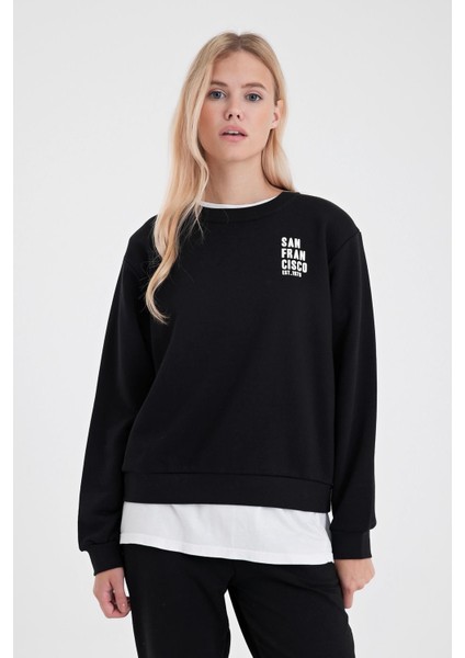 Kadın Göğsü Baskılı Siyah Basic Sweatshirt fiyatları