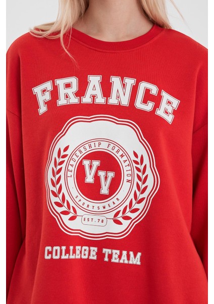 Kadın College Kırmızı Baskılı Sweatshirt modelleri