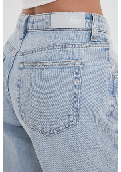 Kadın Kyla Sky Blue Yüksek Bel Yırtıklı Mom Jean Pantolon fırsatları
