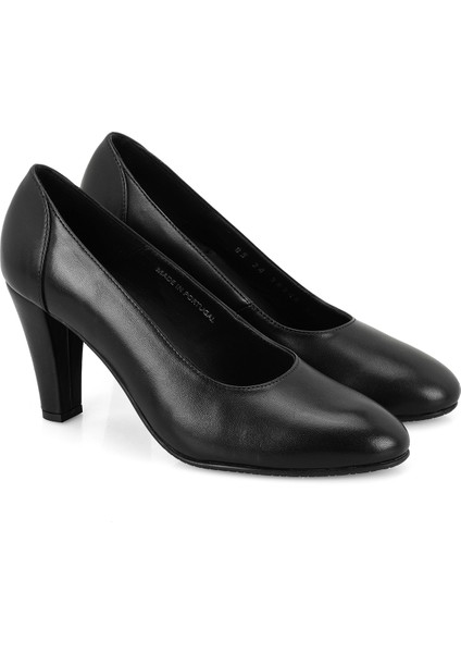 Desirae Siyah Kadın Aerocomfort Topuklu Deri Klasik Ayakkabı
