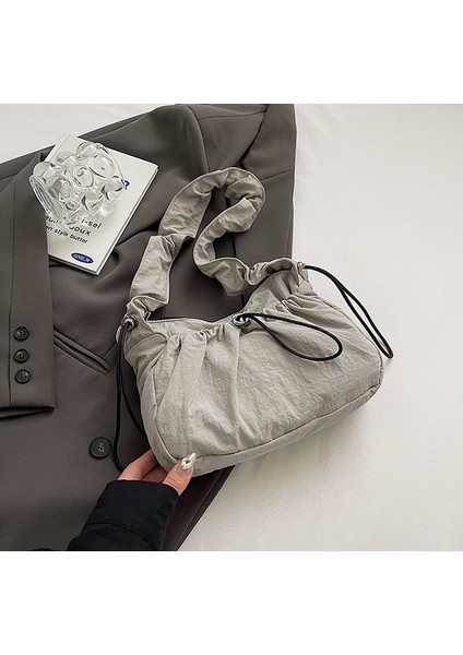 Omuz Çantası Çapraz Çanta Taşınabilir Yüksek Kaliteli Hafif Naylon Basit Pilili Stil, Gri (Yurt Dışından)