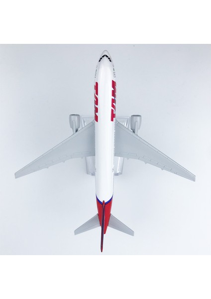 Brezilya Tam Boeing 777 16CM Alaşım Uçak Modeli (Yurt Dışından)