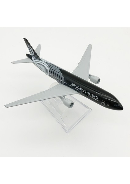Yeni Zelanda Boeing 777 16CM Alaşım Uçak Modeli (Yurt Dışından) fiyatları