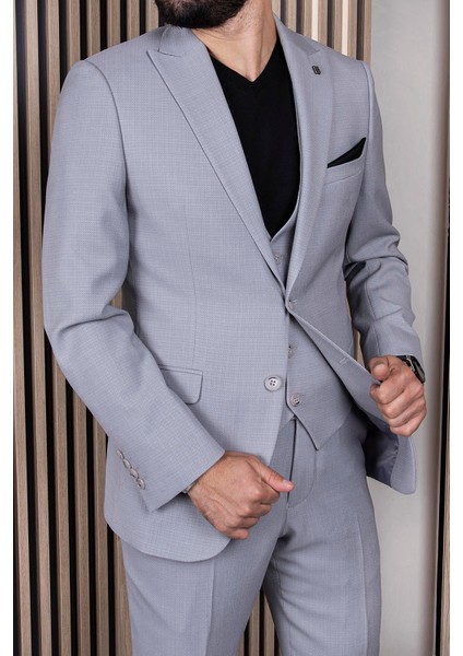 Erkek Slim Fit Sivri Yaka Açık Gri Yelekli Takım Elbise