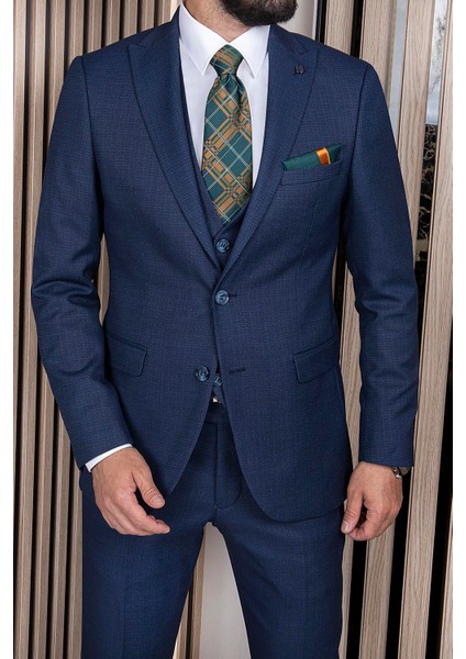 Erkek Slim Fit Sivri Yaka Lacivert Yelekli Takım Elbise modelleri
