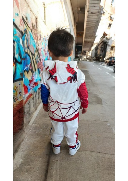 Spiderman Örümcek Adam Çocuk Eşofman Takımı Pamuklu Kumaş Kapüşonlu modelleri