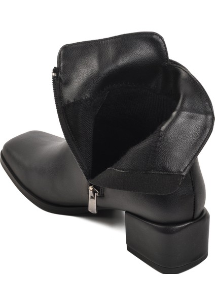326168 Siyah Cilt Kadın Topuklu Bot fırsatları