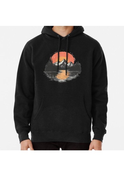 Unisex Twilight Reflections: A Peaceful Mountain Lake Baskılı Sweatshirt