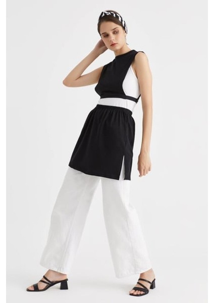 Siyah Yırtmaçlı Içlik Etek
