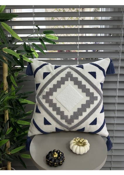 Punch Nakışlı 3 Adet Kırlent Kılıfı indirimleri