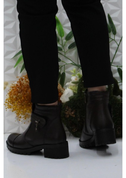 42836 Kahve Orijinal Deri Içi Kürklü Kaymaz Taban Kadın Bot fırsatları