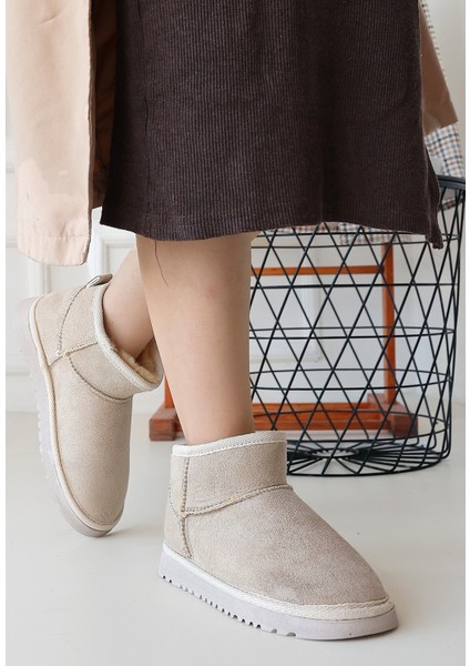 Elsa Bej Süet Kadın Bot